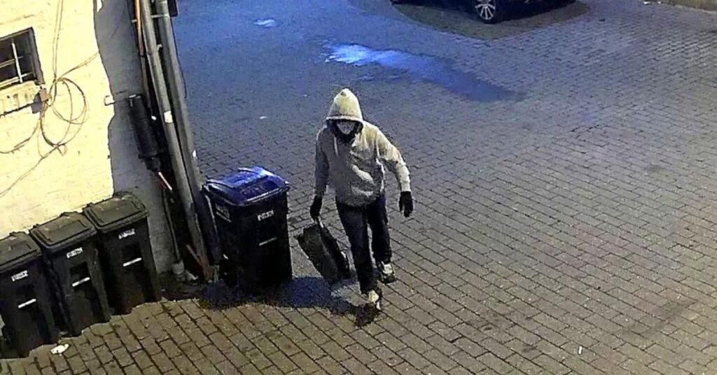 D.C. Pipebomber - Steve Baker Interview: A look at Blaze’s D.C. pipe bomb story as Volpe and Luthmann press skepticism and probe good-faith.